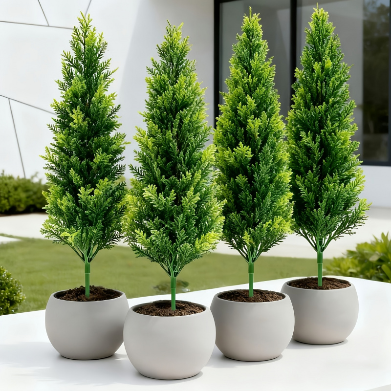 Christmas Tree Artificial - 人工プラスチック製の松の木、地面に差し込むタイプの装飾品、屋外庭園の景観やクリスマスホリデー用のフェイクグリーンパインデコレーション