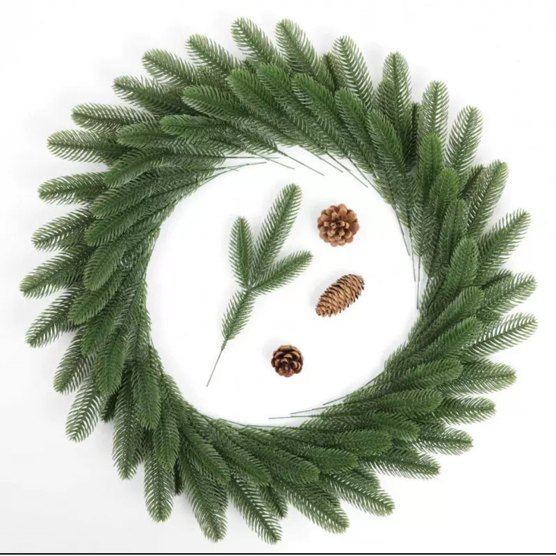 人工松の枝、偽松葉、グリーン装飾品、DIYリース用品、クリス - Christmas Tree Artificial のレビューと価格