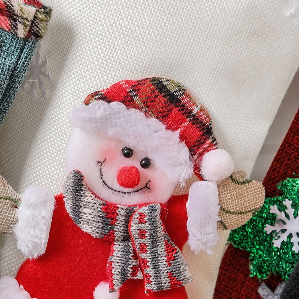 マルチカラーのクリスマスストッキング、雪だるま、鹿、クマ、漫 - Christmas Stocking Hanging のレビューと価格